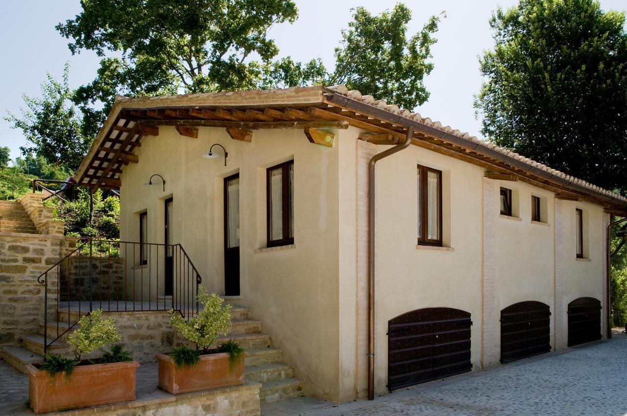 אסיסי Agriturismo Le Case מראה חיצוני תמונה