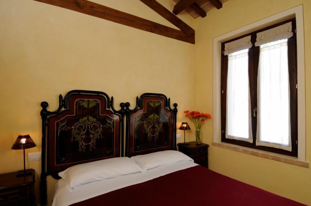 אסיסי Agriturismo Le Case מראה חיצוני תמונה